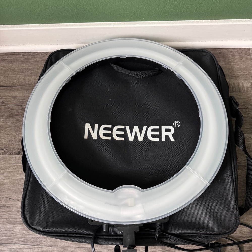 NEEWER RL-18 18 Inch 55W LED Ring Light without Stand